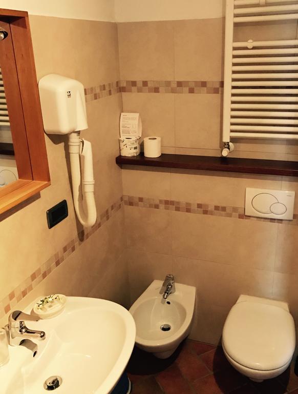 Casa Benassi ,room&suite , Con Zona Benessere Riolunato